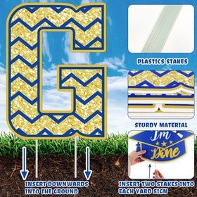 PATIAI outdoor graduation decor creates a welcoming background for photos.