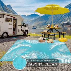Pauwer lightweight camping rug with carrying bag ready for travel