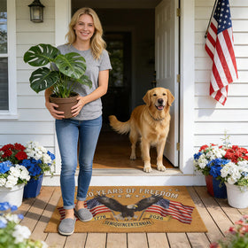PaxNotunnxa patriotic pattern coir doormat traps dirt and dust.
