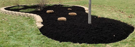 Spray application steps for Peach Country Mulch Dye Midnight Black