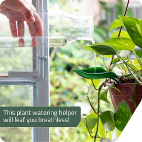 Leaflow inserted in soil demonstrates targeted moisture delivery.