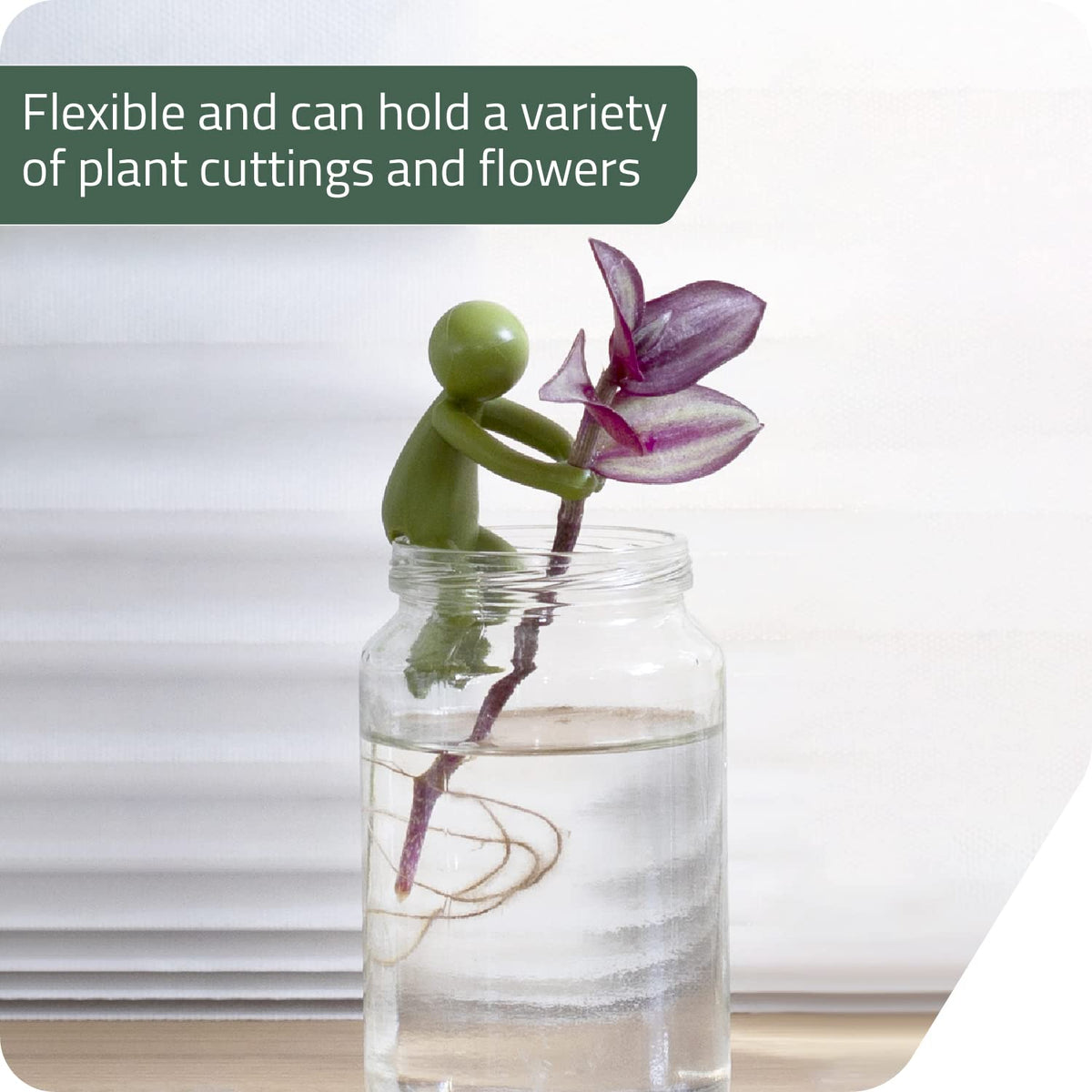 Leafriend cutting holder stabilizes cuttings for easy rooting