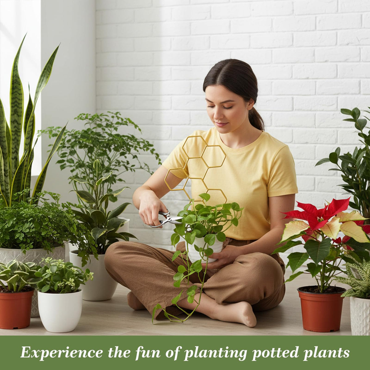 PEOVLVN honeycomb trellis suits roses, cucumbers, and beans for vertical growth.