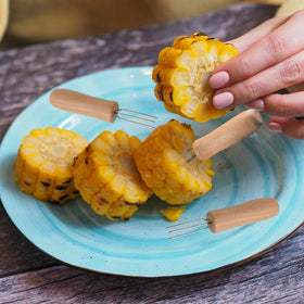 PEOUWNES outdoor dining corn holders for picnics and camps