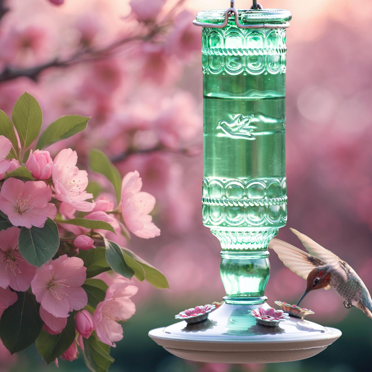 Perky-Pet 10 oz nectar capacity reduces refills during busy hummingbird visits.