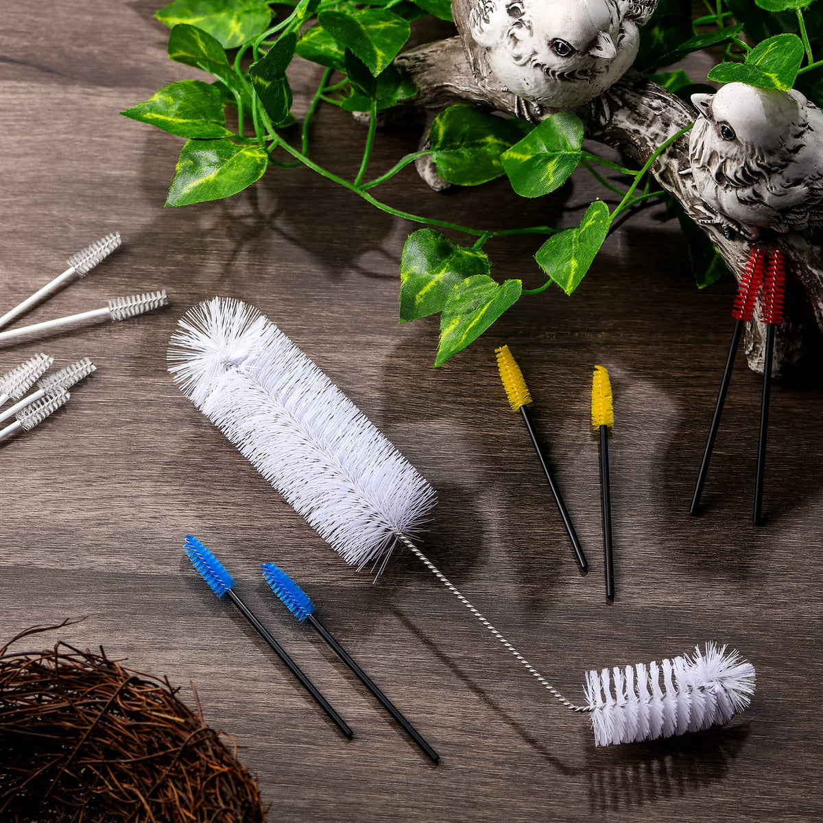 Perthlin nylon bristle brush set for safe thorough cleaning