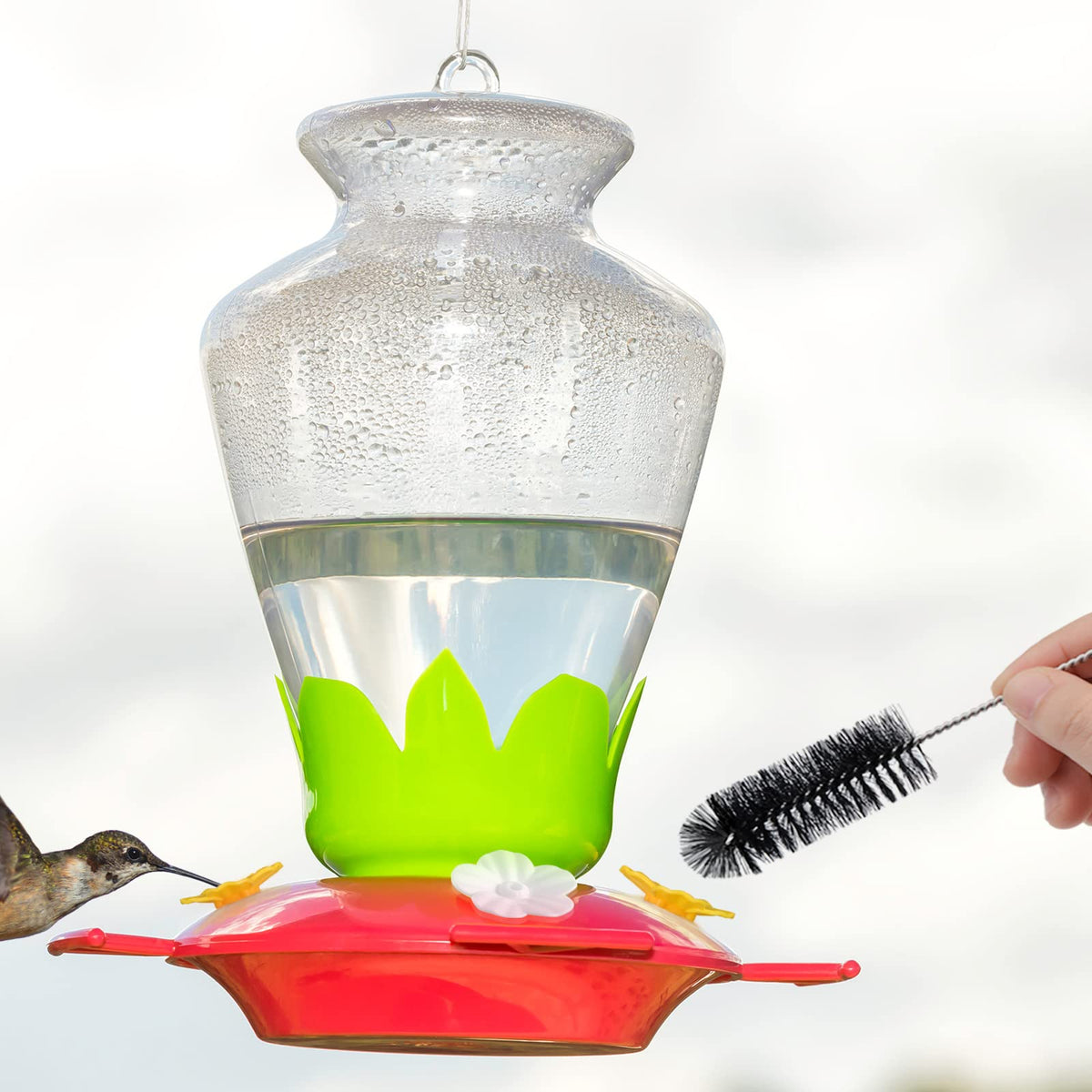Perthlin outdoor bird-feeder cleaning kit supports easy maintenance on patios.