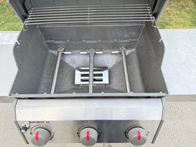 PETKAO 67060 heat deflector for Weber, compatibility with Spirit II series noted.