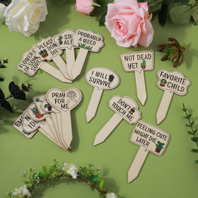 PEUTIER decorative garden signs brighten spaces and act as thoughtful gifts.