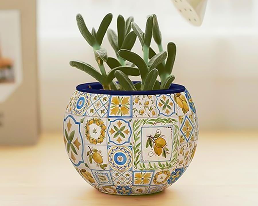 PieceRelax 3D puzzle planter side view highlights interlocked construction for lasting display.