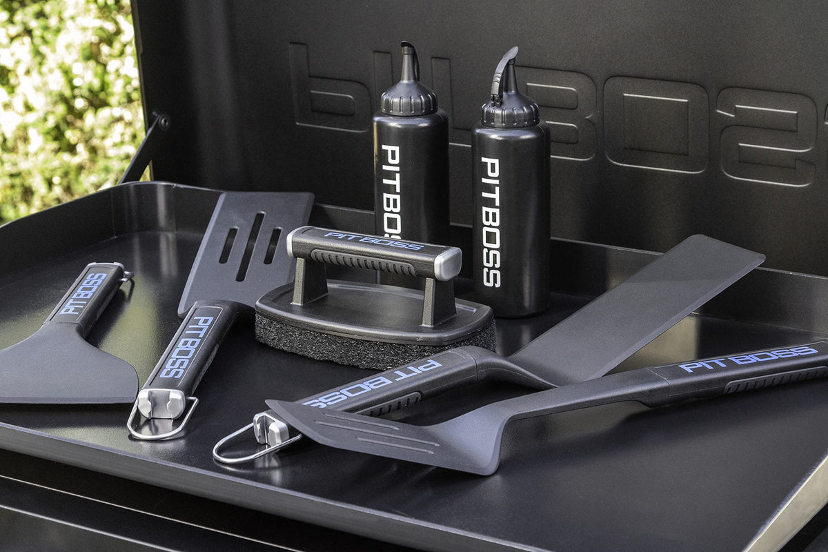 PIT BOSS Ultimate Griddle Spatula standard for versatile lifting and turning.