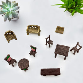 Pivnasy miniature garden gift pack delights hobbyists with versatile decor.