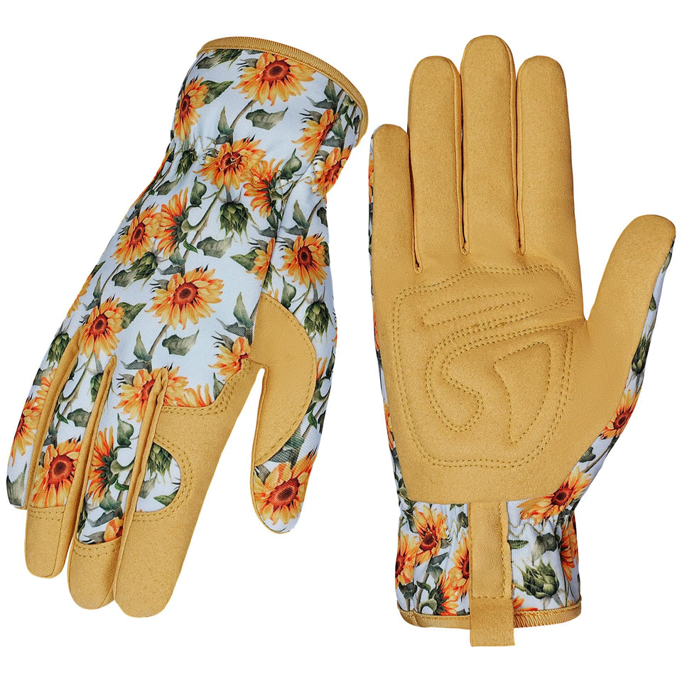 Pleneal leather gloves thorn-proof close-up for protection during pruning