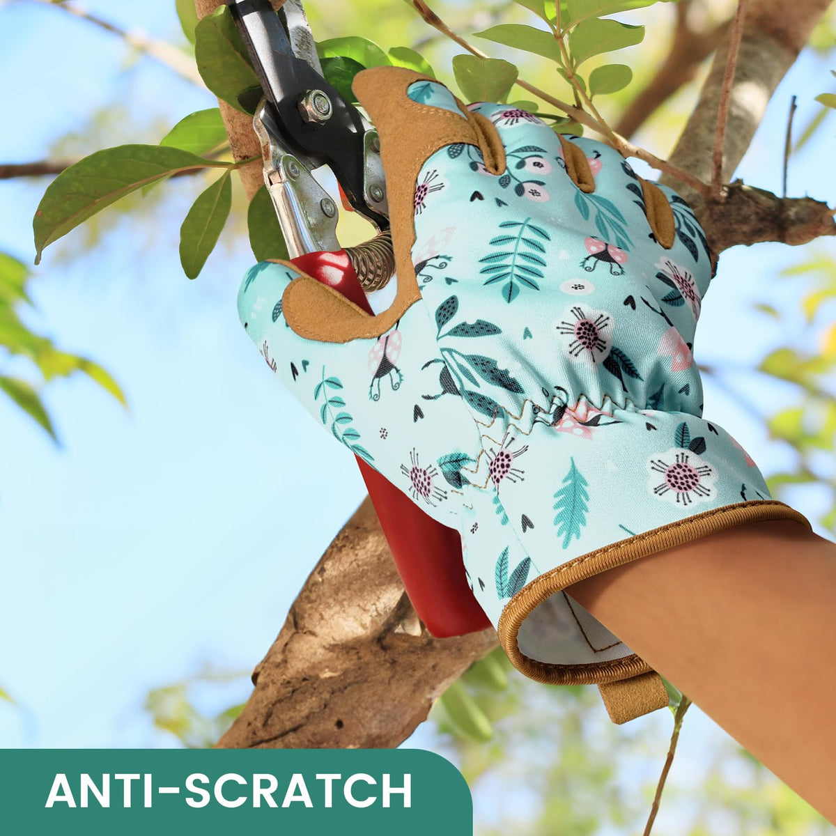 Double-layer palm padding emphasizes comfort for extended gardening sessions.