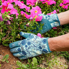 Pleneal gloves suited for weeding, pruning, planting and light chores