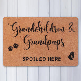 PLUJOYS Nana gifts doormat features vivid, outdoor-ready print and durable color