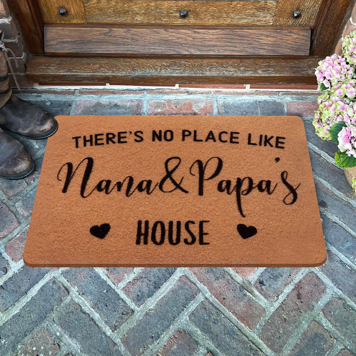 PLUJOYS welcome grandparents doormat emphasizes warmth for porch arrivals.