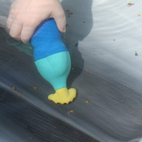 Pool Blaster Grit Gitter debris cleanup: removes grit and dirt with ease
