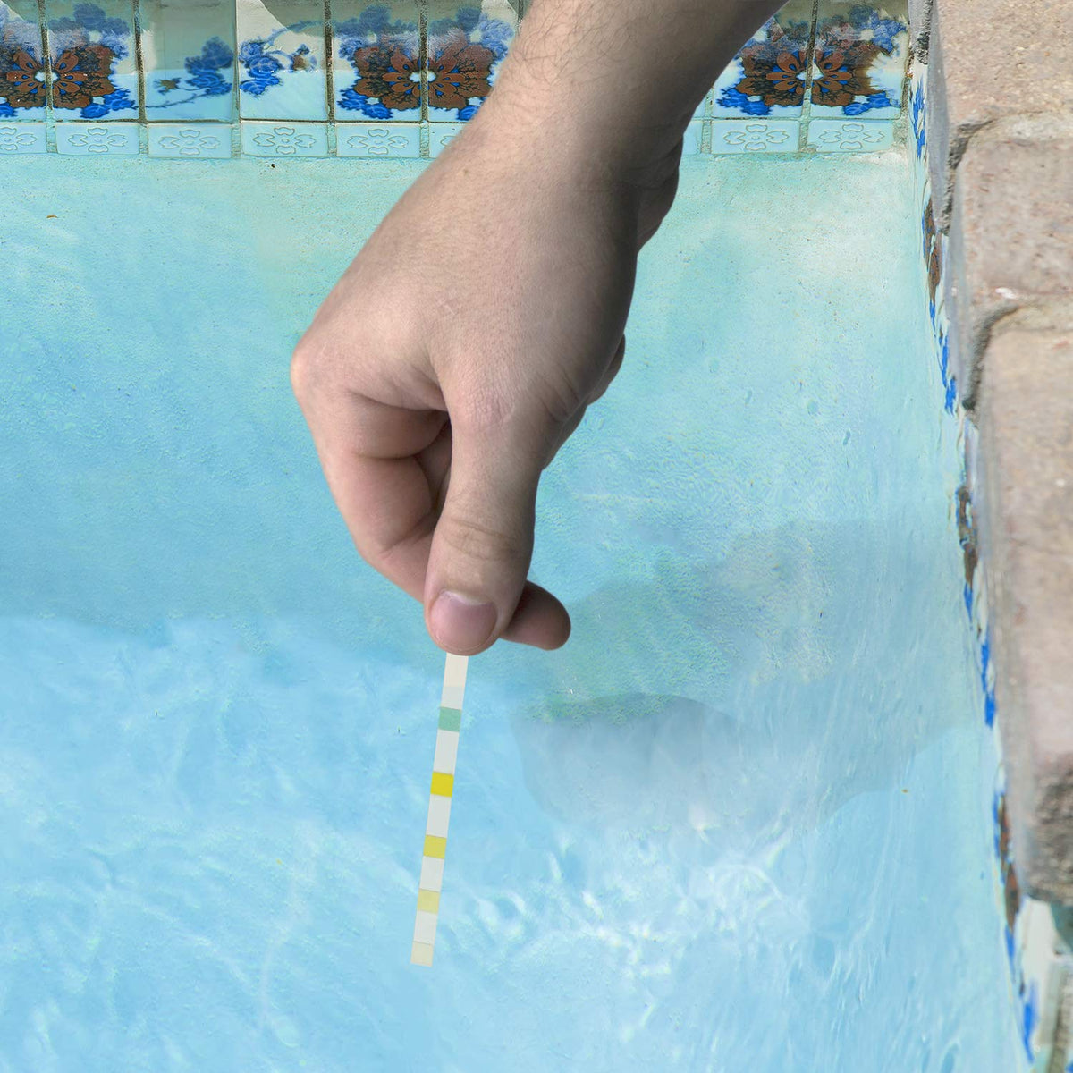 Poolmaster 6-way strip dipped for instant readings