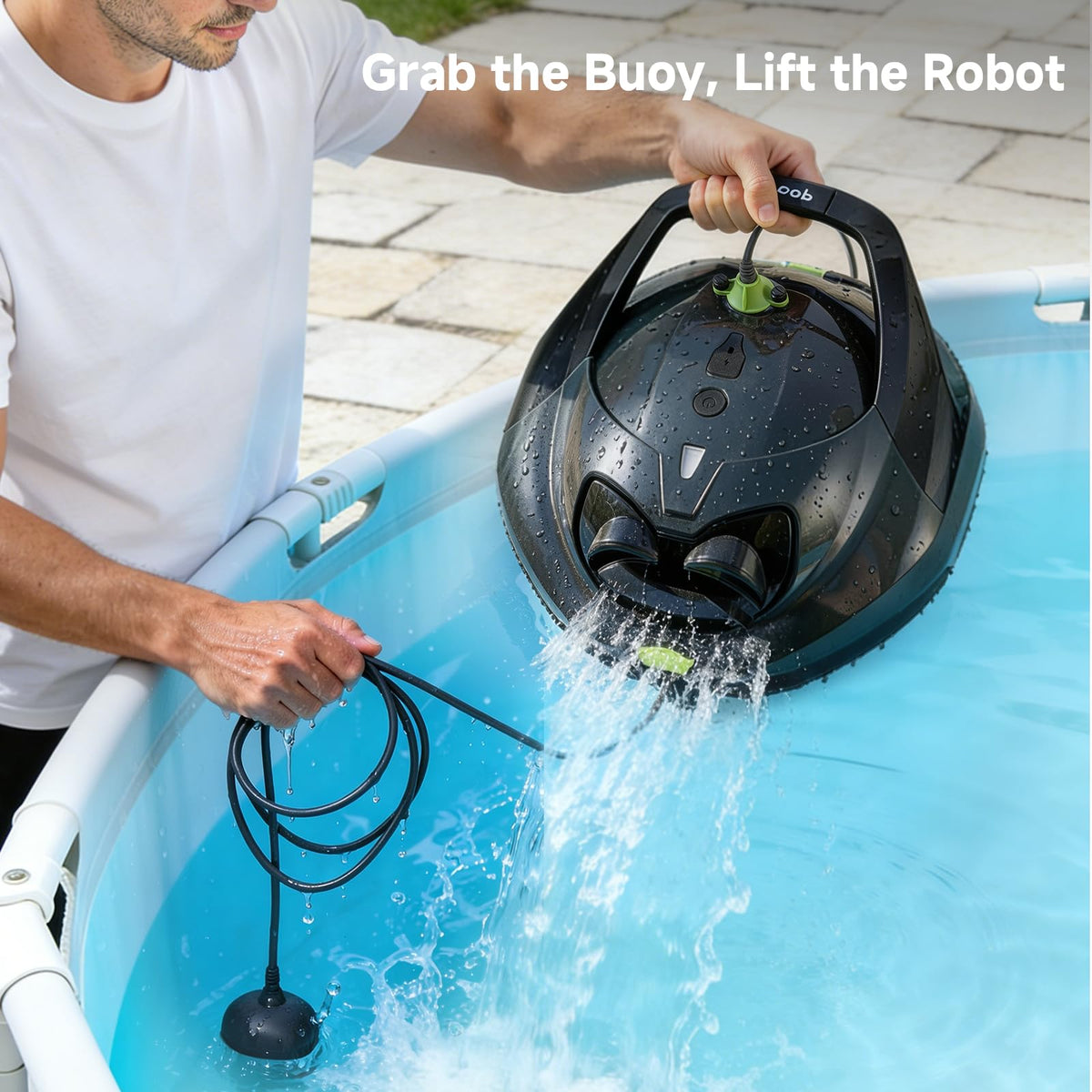 Pooloob PF1 debris-locking design minimizes spills during lifting.