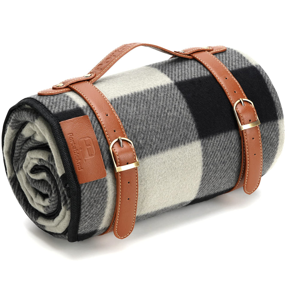 PortableAnd Picnic Blanket large size, fits up to four adults for outdoor meals