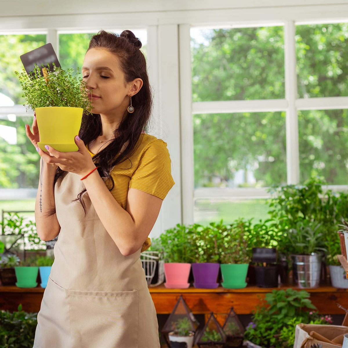 Potchen pots with trays prevent spills and protect floors
