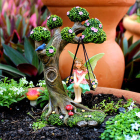 PRETMANNS fairy garden decor fits compact spaces with cozy magic.
