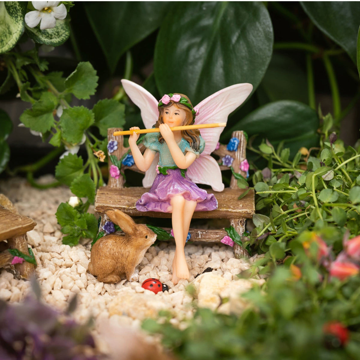PRETMANNS Forest creatures detail adds whimsy to beds