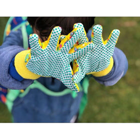 PROMEDIX P gloves with stretchy wrist for easy on/off.