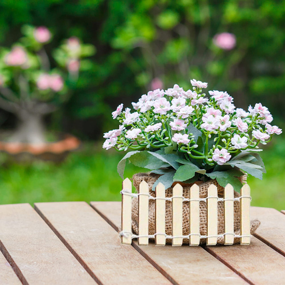 Prsildan garden fence display idea for whimsical fairy setups