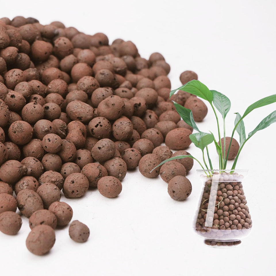 Pulovin LECA pebbles 4-16mm for plants improve drainage and aeration.