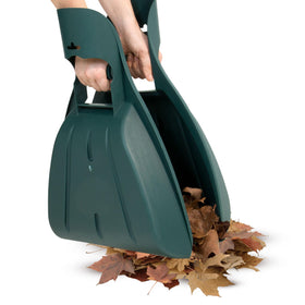 Pure Garden Leaf Scoops Hand Rake with claw grip reduces strain during leaf collection.