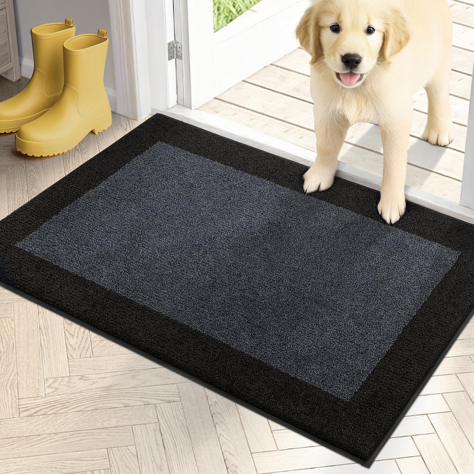 PURRUGS dirt-trapping door mat front view reduces tracked dirt.