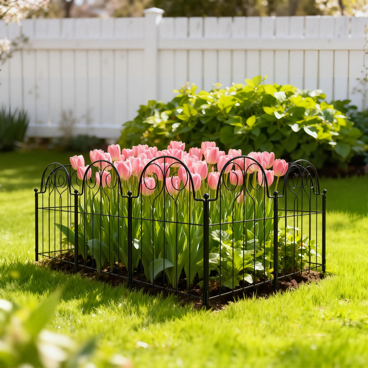 Pvpy Yvrd no-dig setup highlights simple ground insertion and versatile shape options.