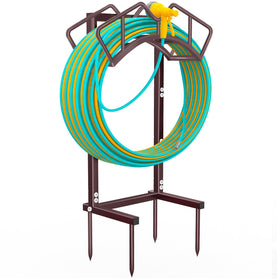 Qatsrin bronze hose holder with arch design for easy access.