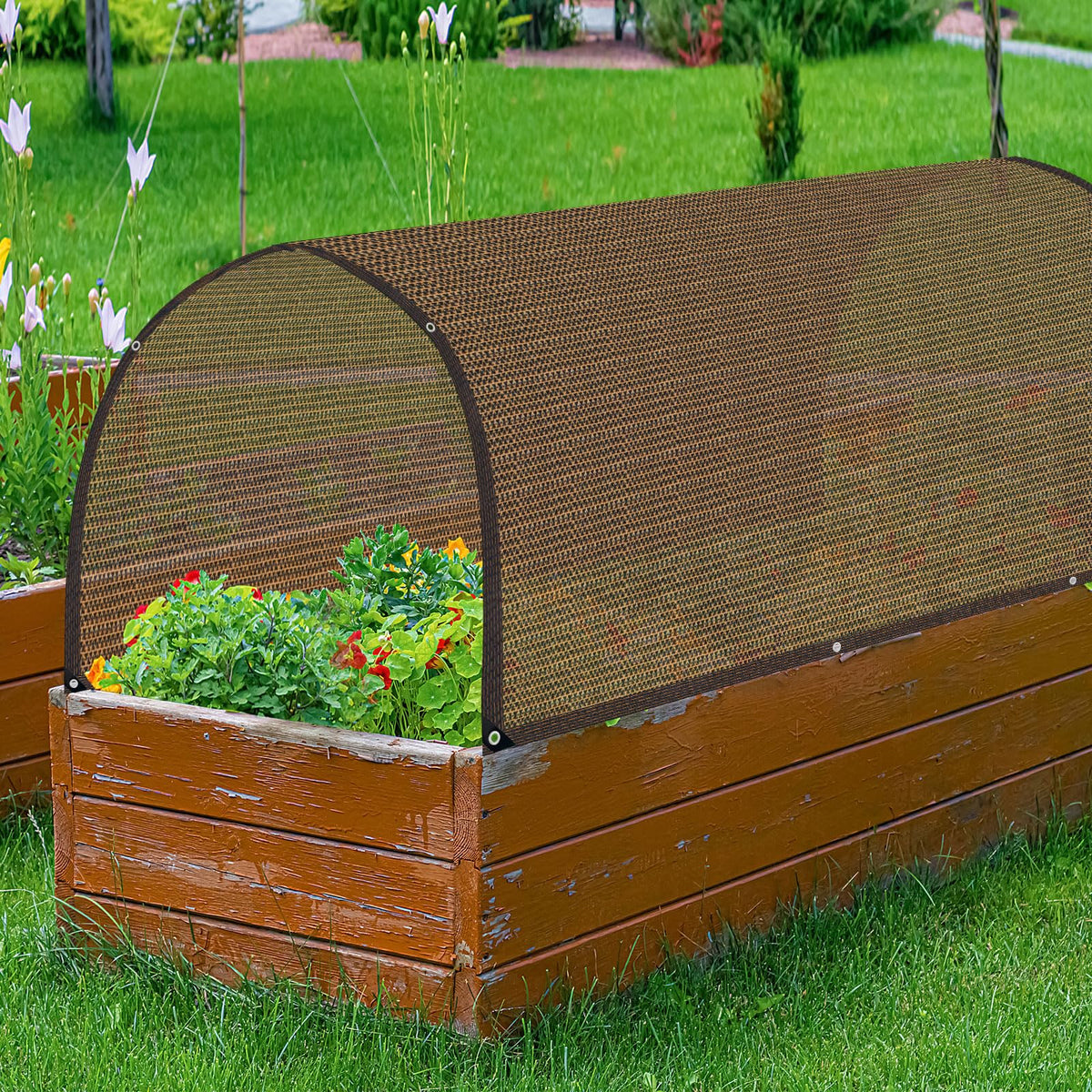QHAIYYBF shade net greenhouse cover reduces heat while improving airflow for plants.