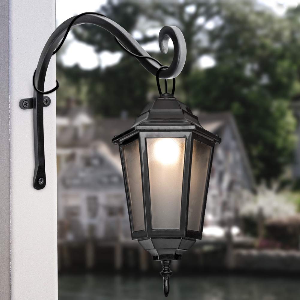 Qiang Ni flower pot hanger bracket holds vibrant containers securely