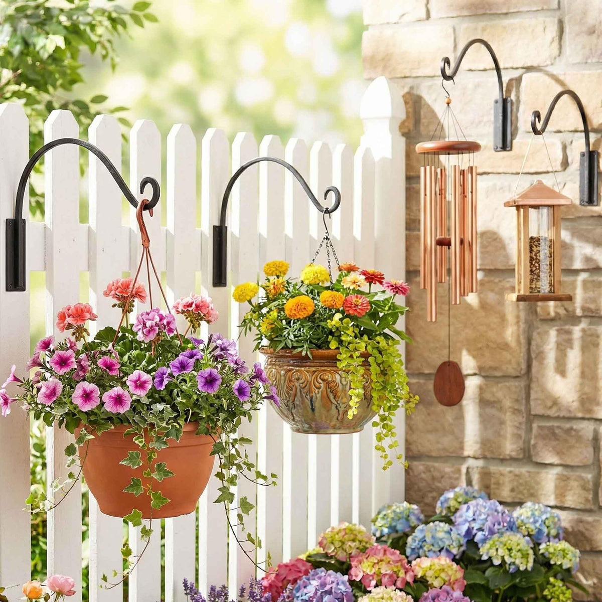 Qiang Ni heavy-duty steel bracket holds wind chimes and planters securely.