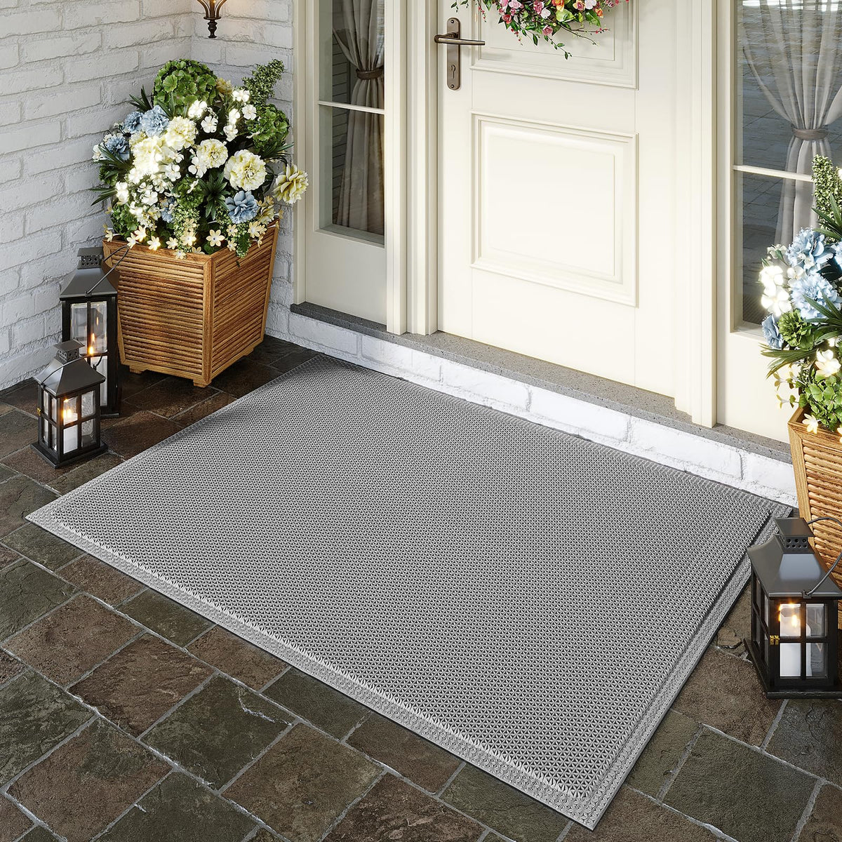 QiCaiJia non-slip texture provides secure grip on floors