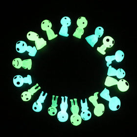 Compact, durable garden decorations that brighten fairy scenes.