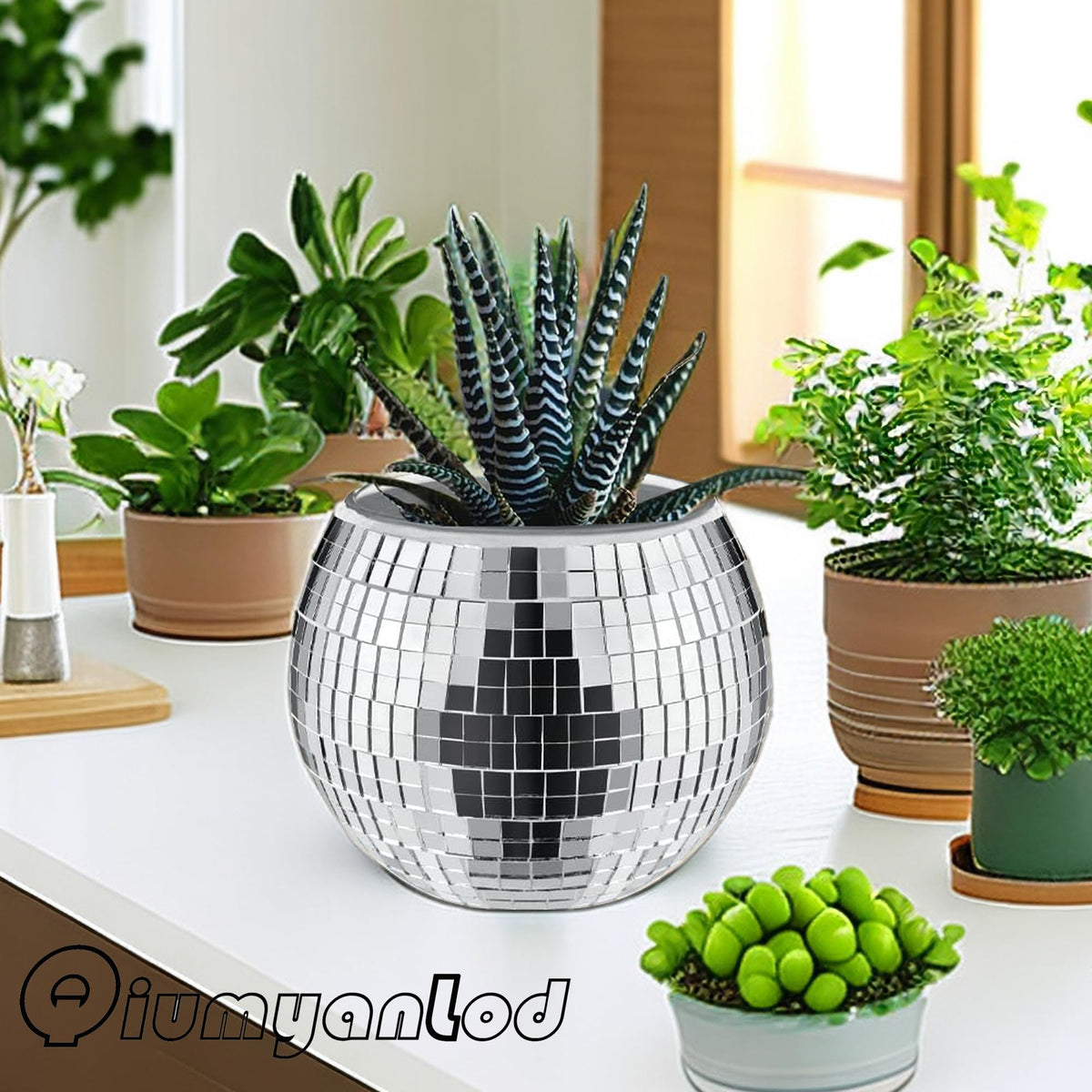Qiumyanlod Disco Ball Decor as a versatile centerpiece for flowers or candles