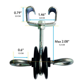 QMARK Farm double-hooks provide easy attachment and adjustment for electric fences.