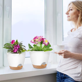 QRRICA self-watering pot 5-inch lightweight, durable planters for balconies.