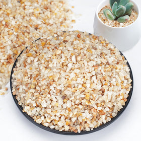 Rahato 1-2mm coarse sand close-up showing natural grain texture for plant drainage.
