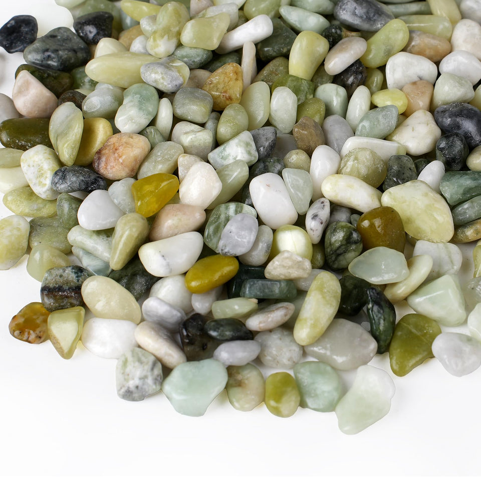 Rahato Jade Pebbles for succulents with a polished, luxe shine