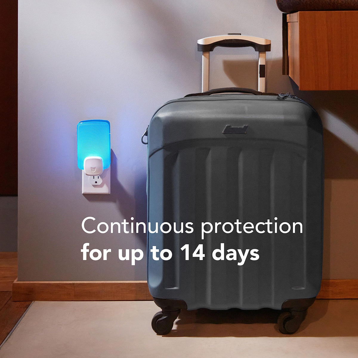 Raid Essentials light-trap adhesive capture showing sticky cartridge trapping flying insects.