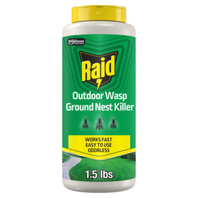 Raid Outdoor Wasp Nest Killer targets the nest entrance for rapid control.