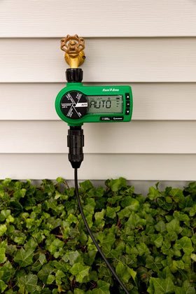 Rain Bird 1ZEHTMR GHT outlet installation for standard hoses.