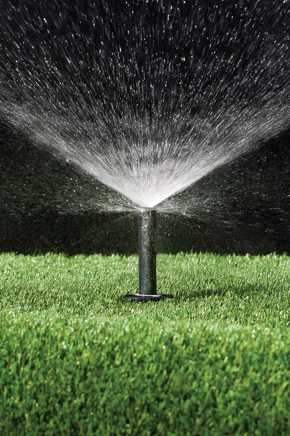 Rain Bird 1804FDSP25 provides 360° full-circle pattern for complete yard coverage.