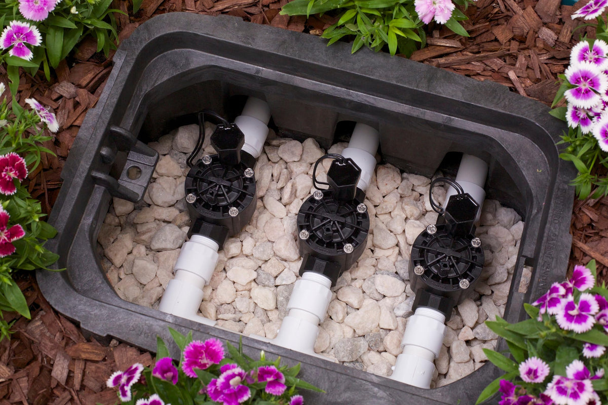 Rain Bird HV100FF exterior view highlighting compact spin radius for multiple valves.